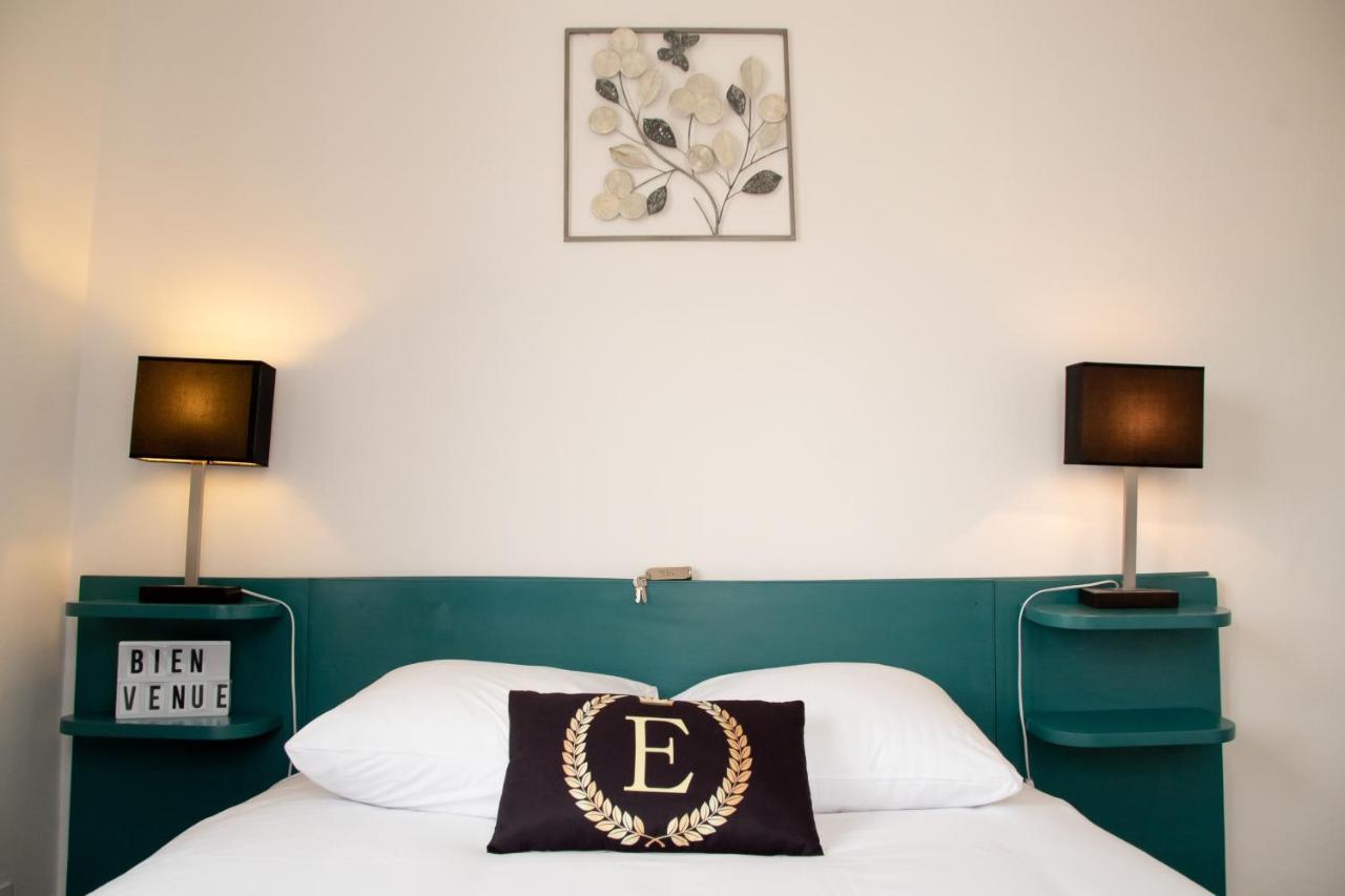 Hotel & Gastronomie - La Table De L'Europe Villeréal Eksteriør billede
