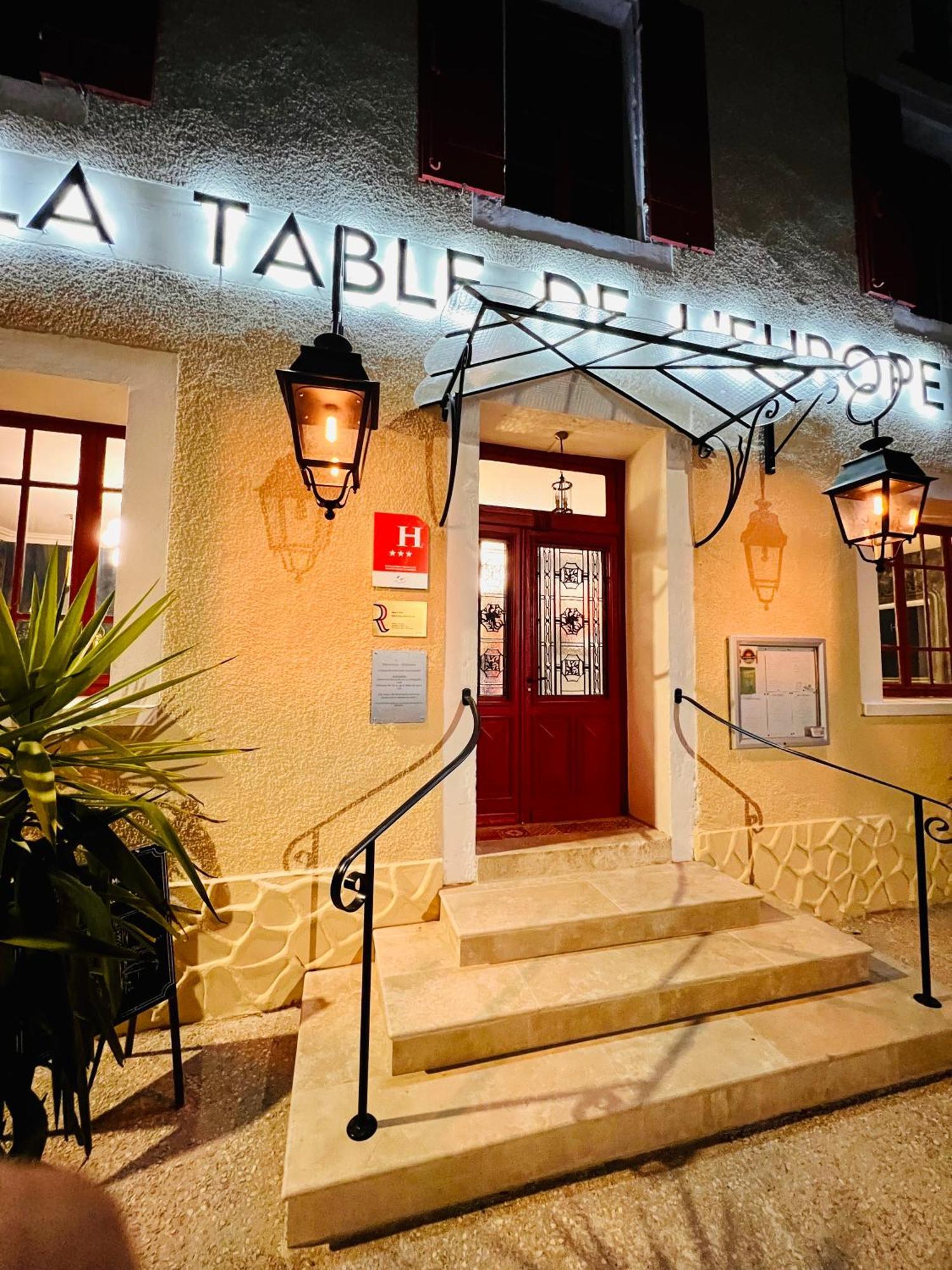 Hotel & Gastronomie - La Table De L'Europe Villeréal Eksteriør billede